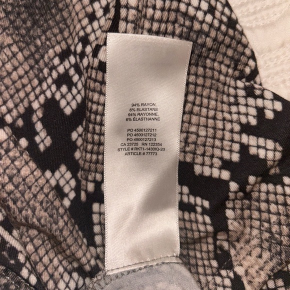 BABATON ARITZIA Snakeskin Short Sleeve T-Shirt - Picture 6 of 6